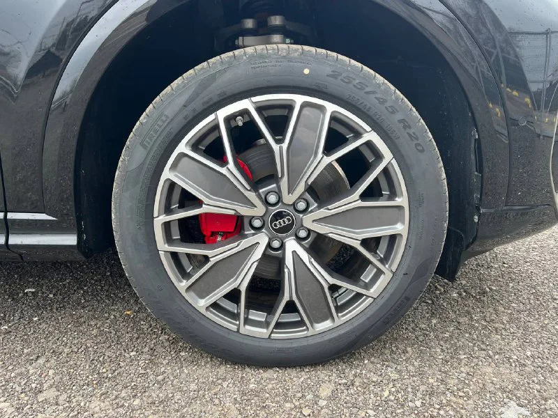 Audi Q5L 40 TFSI