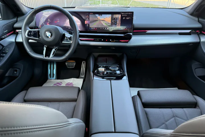 BMW 520i