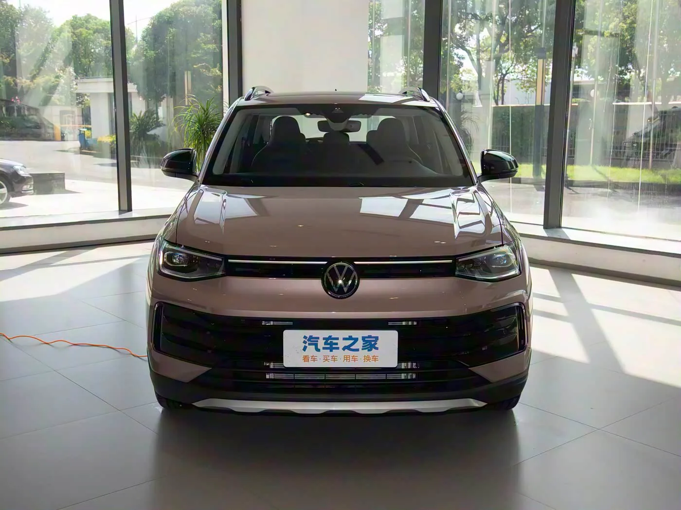 Volkswagen Tharu