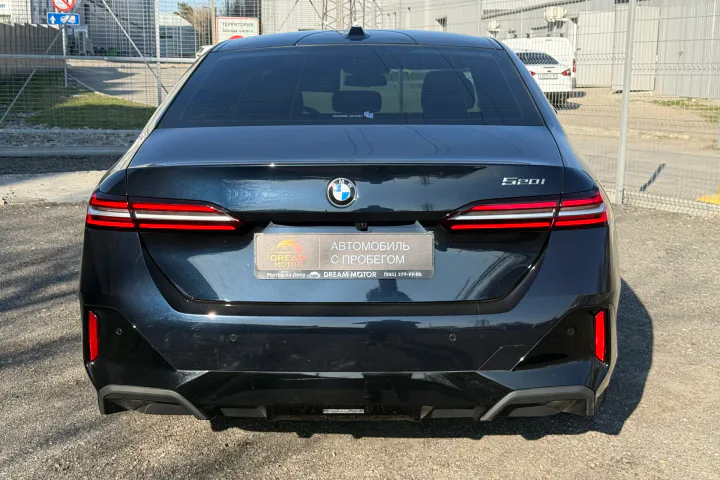 BMW 520i